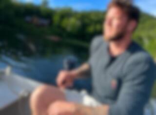 Un doux moment en voyage avec sa mère