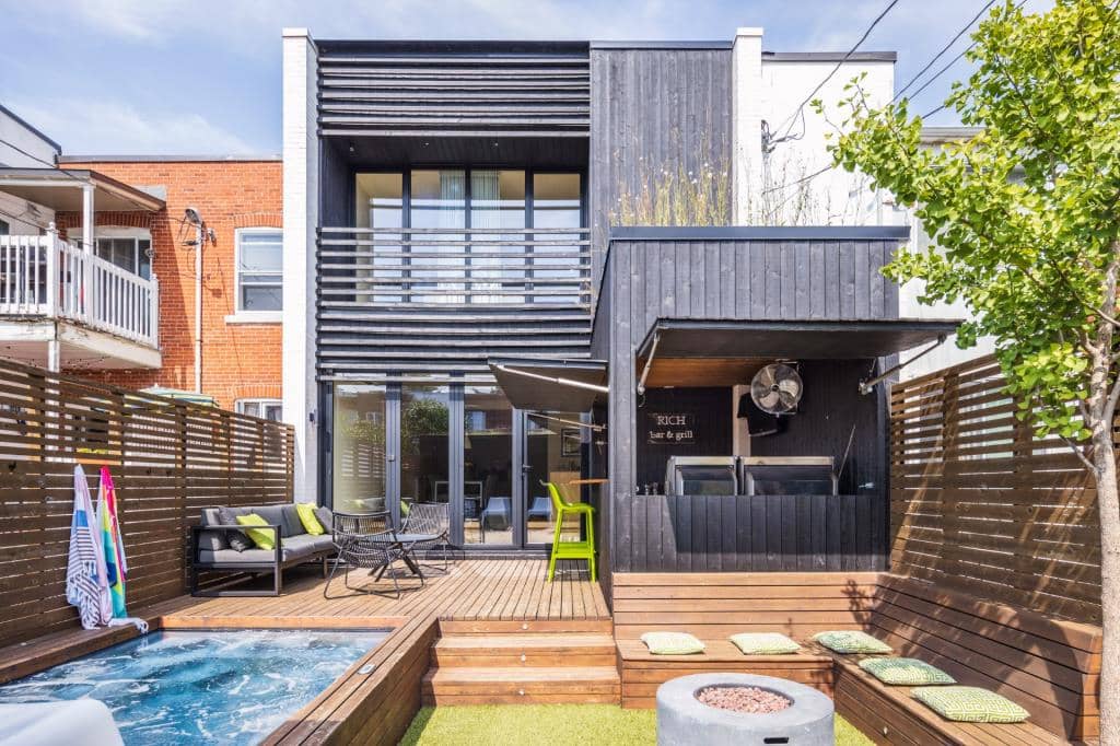 Une maison d'architecte avec spa à 1 479 000$  