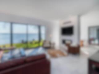 Une chic maison au bord de l'eau pour 980 000$