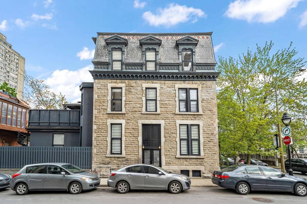 Une maison centenaire rénovée pour 1 650 000$ 