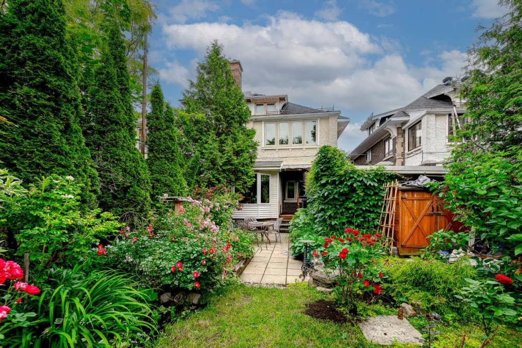 Une maison jumelée de 1920à vendre pour 1 339 000$