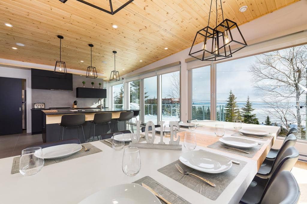 Une maison d’exception à 1 495 000$ (plus taxes)