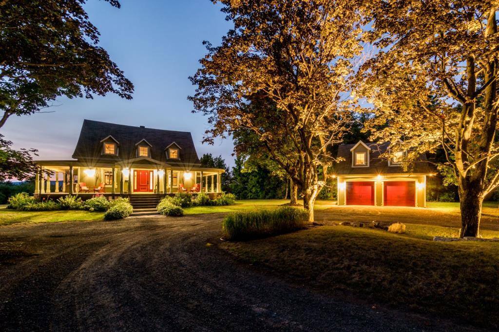 Une sublime fermette à vendre pour 1 350 000$