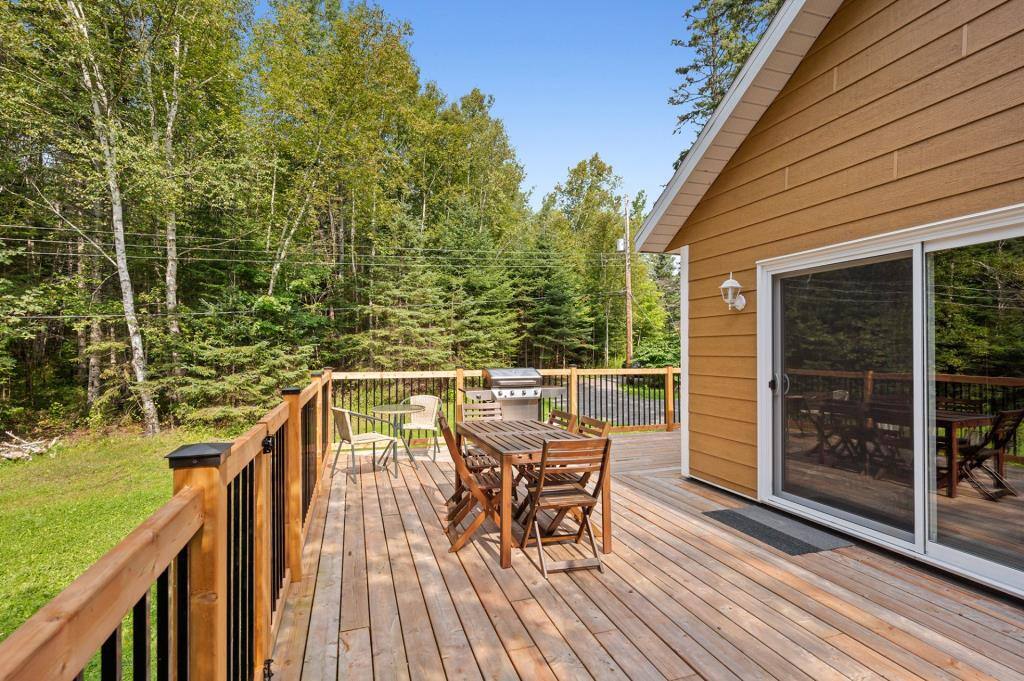Saint-Tite-des-Caps: superbe chalet 4 saisons clé en main | JDQ
