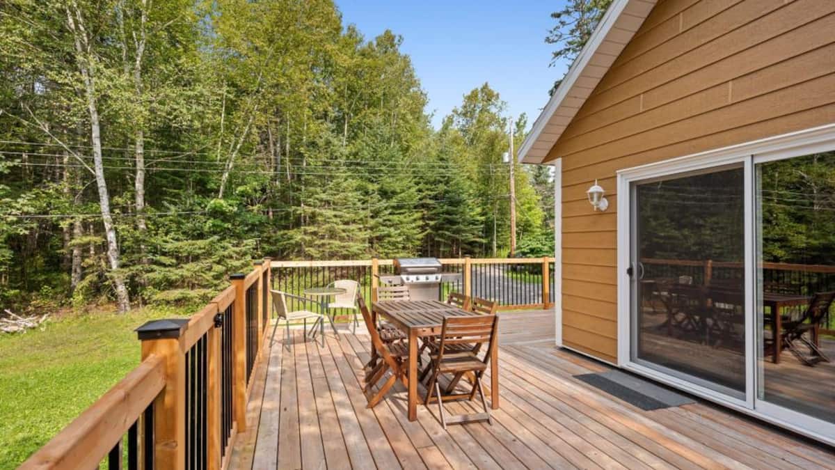 Saint-Tite-des-Caps: superbe chalet 4 saisons clé en main | JDQ