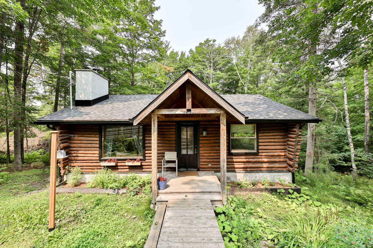 Le chalet de Judith Lussier à vendre à 329 000$ 