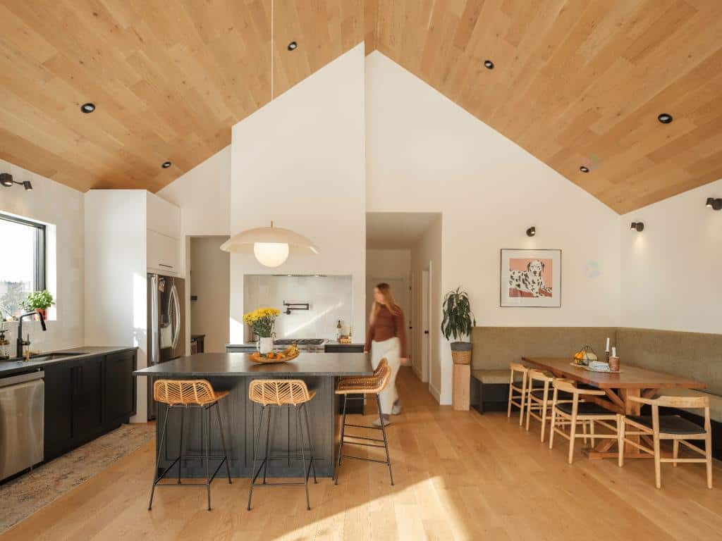 Une maison scandinave et design à vendre pour 998K