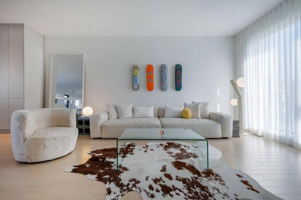 Un élégant condo à étage à vendre pour 804 900$