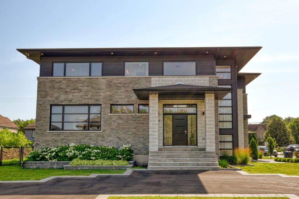 La spectaculaire maison de Phillip Danault mise en vente ...