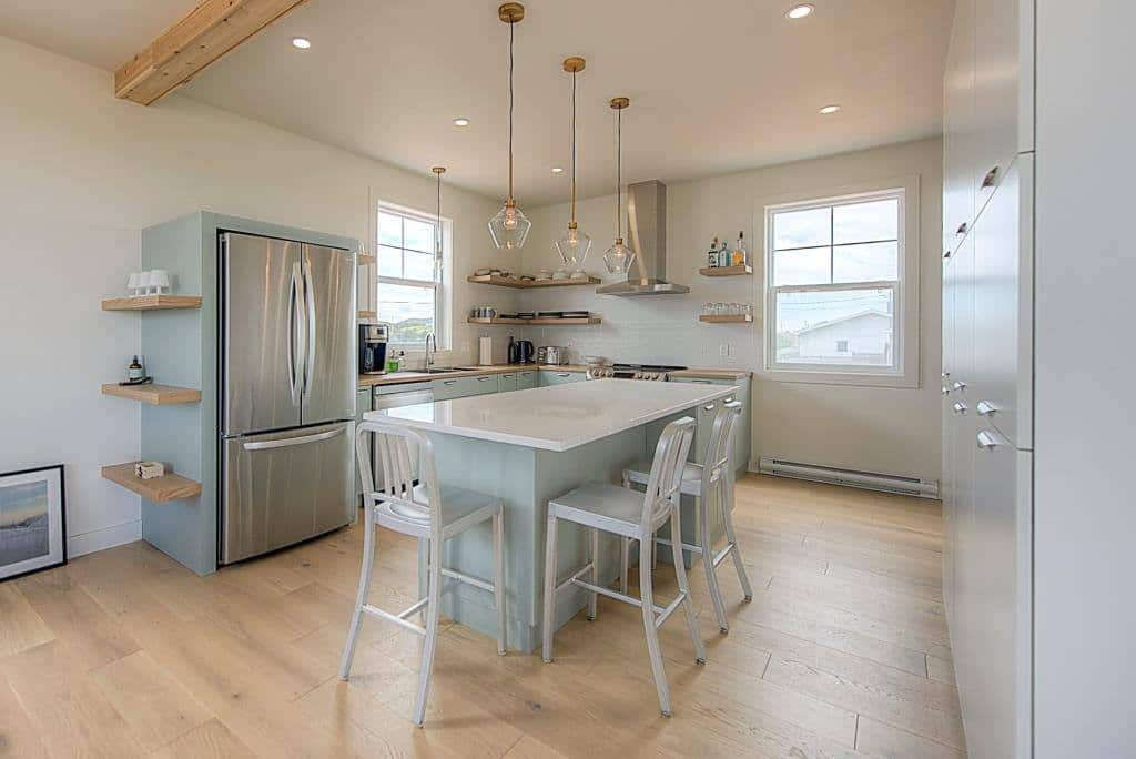 Une charmante maison neuve à vendre pour 795 000$