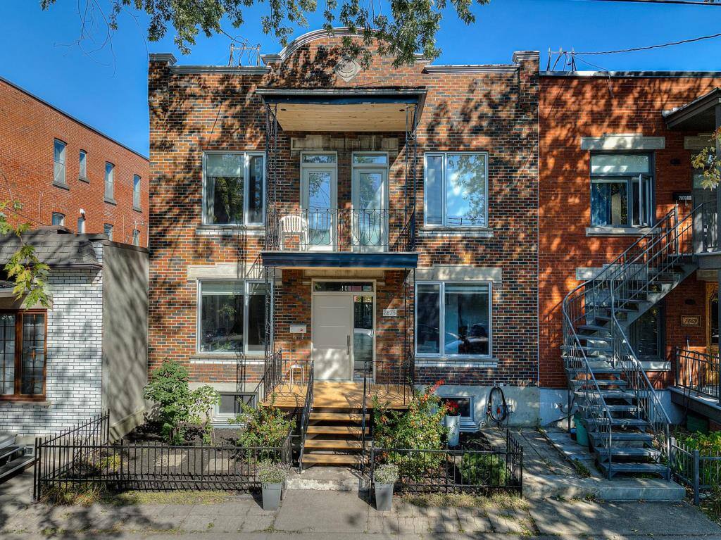 Une maison complètement redessinée pour 2 195 000$