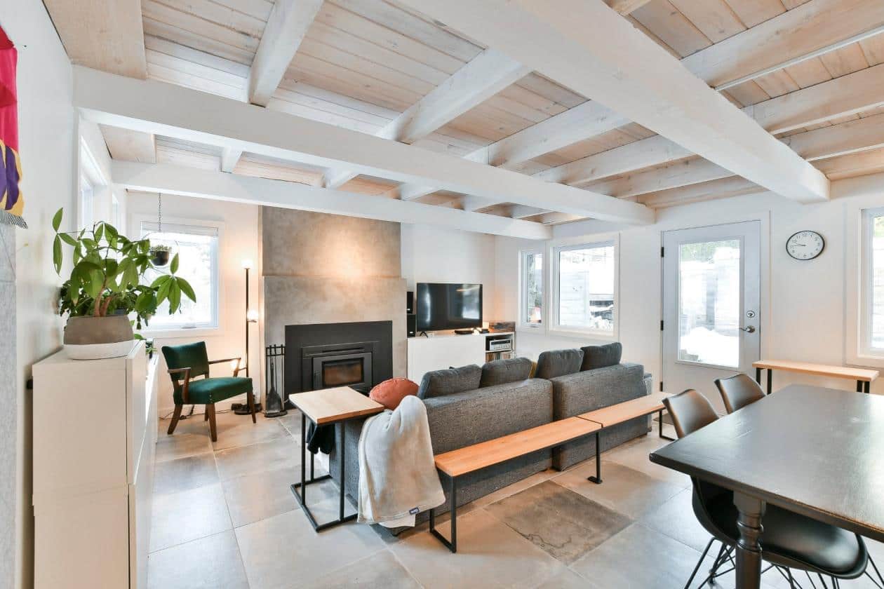 Une superbe maison rénovée à vendre pour 499 000$