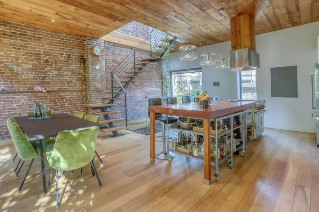 Une maison d’architecte à vendre pour 1 099 000$