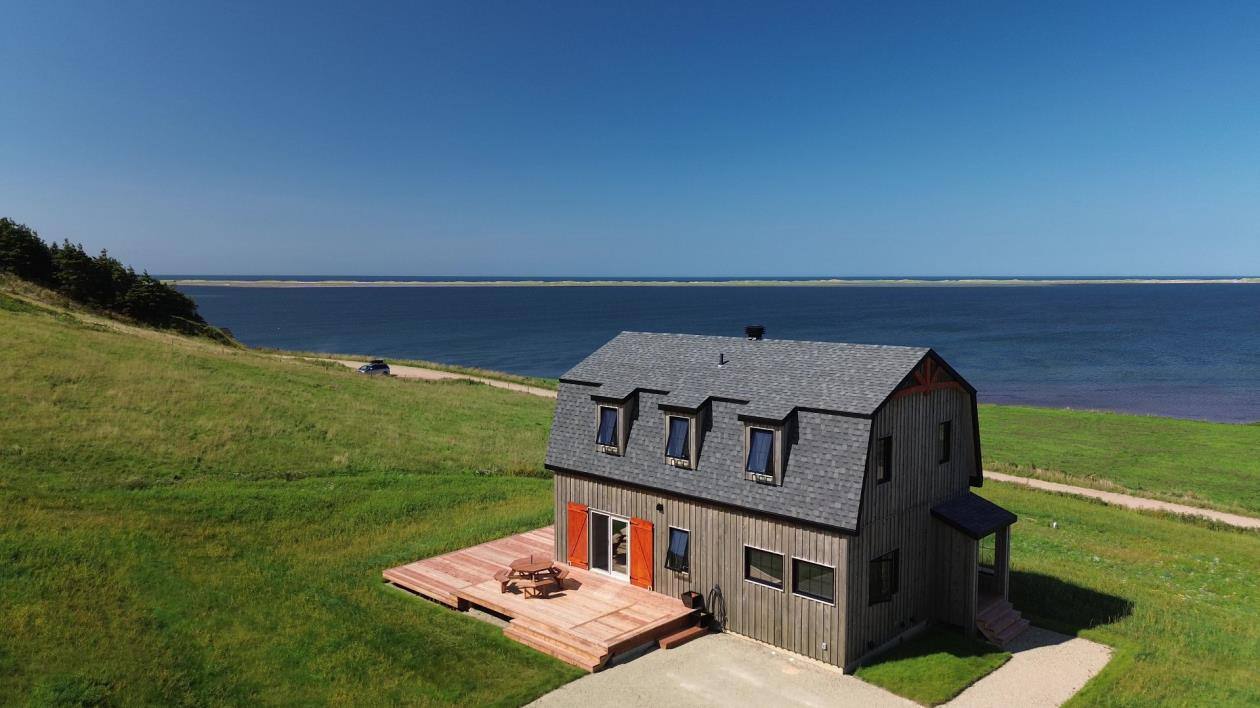 Une fabuleuse «farmhouse» aux Îles-de-la-Madeleine