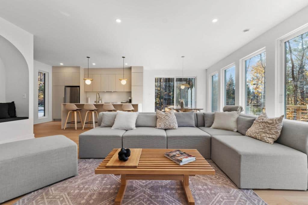 Un superbe chalet moderne à vendre pour 699 900$