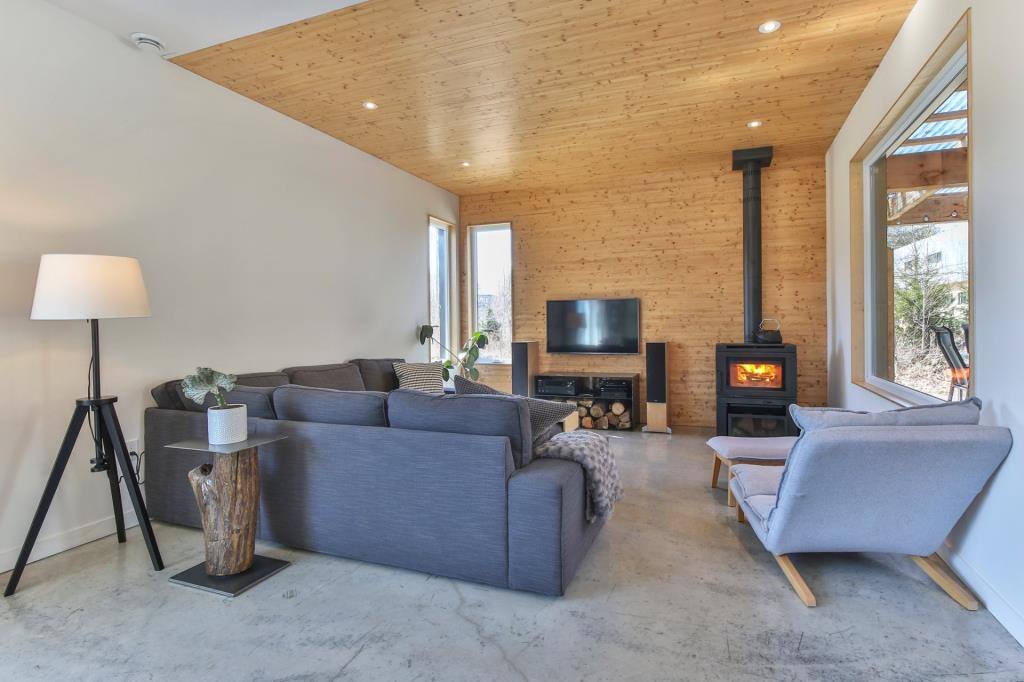 SaintJoachimdeShefford résidence contemporaine avec une énorme