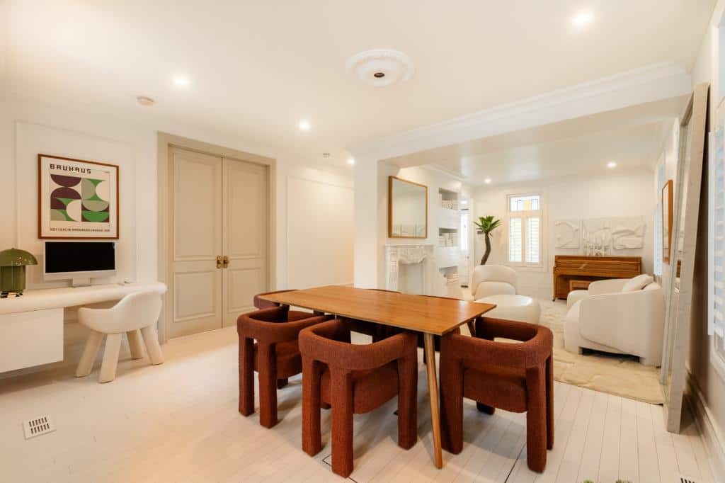 Un duplex centenaire à vendre pour 999 000$