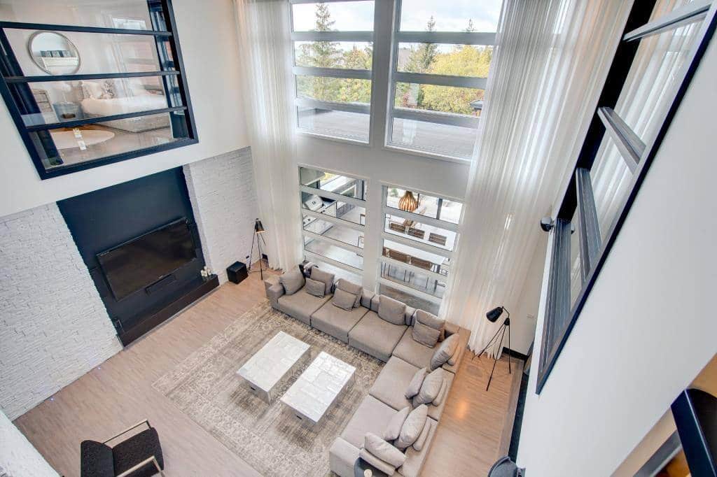 Une immense maison  très «glamour» pour 4 250 000$