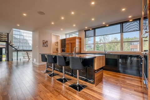 Philip Donald's magnificent house for sale