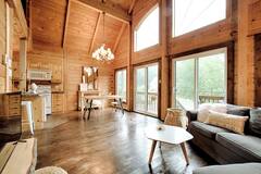 Sainte-Julienne : maison-chalet avec des vues remarquables