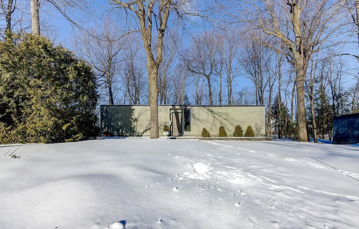 Une maison moderniste des années 60 pour 839 000$