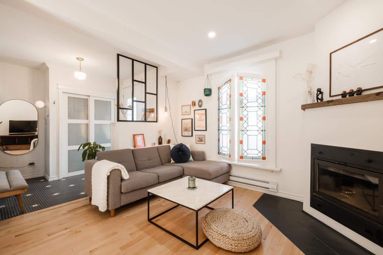 Une maison centenaire à vendre pour 989 000$