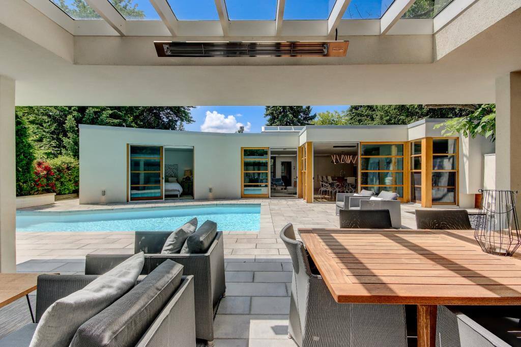 Une maison digne de Los Angeles à 1 225 000$ 