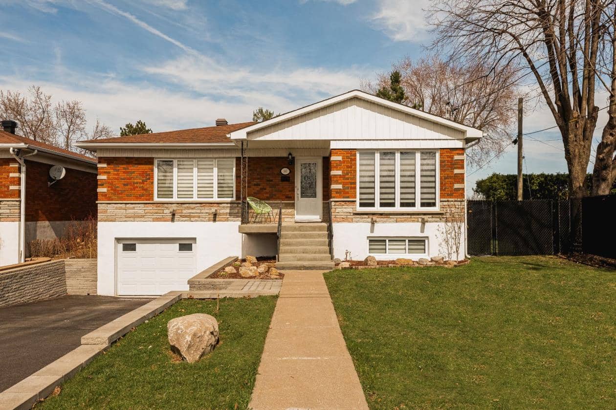 Une maison avec cour de rêve à vendre pour 700k$