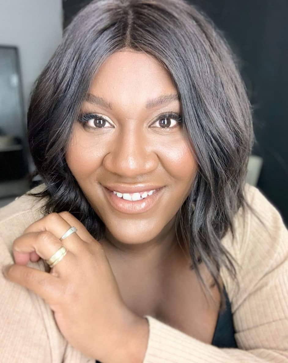 Mélissa Bédard pose seins nus