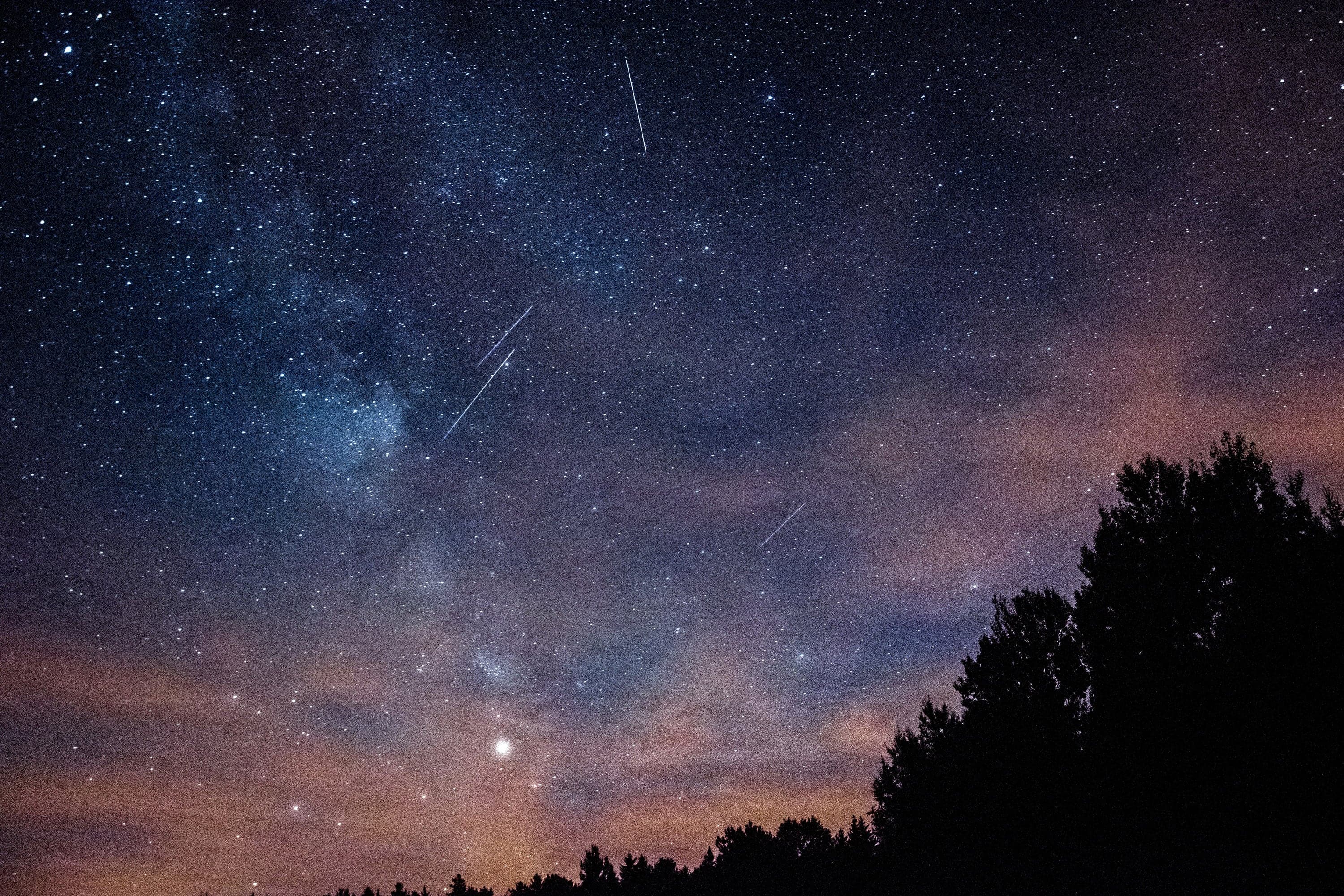 Préparez vos vœux: deux pluies d’étoiles filantes atteindront leur apogée en même temps cette semaine