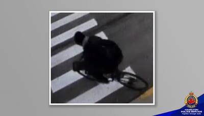 A un criminal le roban su bicicleta mientras asaltaba un banco