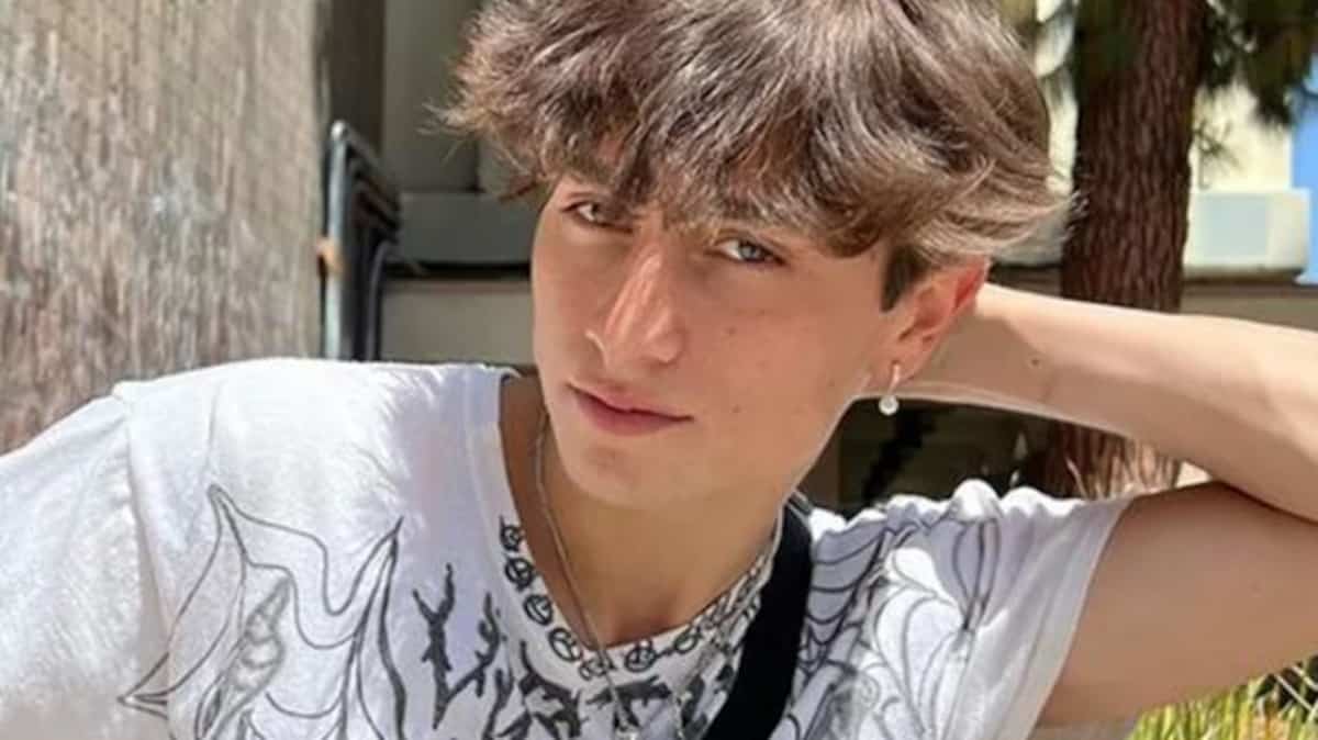 Un «TikToker» célèbre de 19 ans trouvé mort dans un stationnement