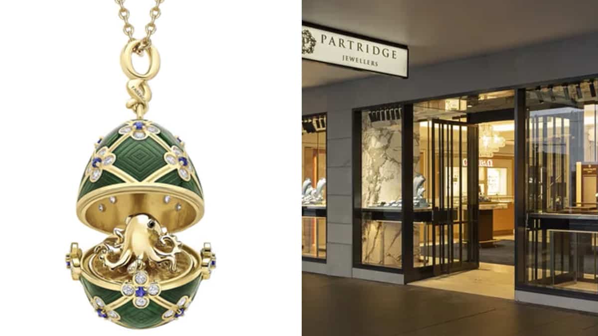 Accusé d’avoir mangé un pendentif Fabergé d’une valeur de 26 000$, un homme est surveillé 24 heures sur 24 par la police en attendant «l’émergence de la preuve»