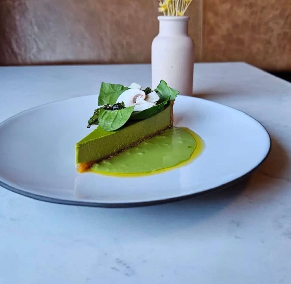Une tarte à la laitue servie dans ce restaurant 