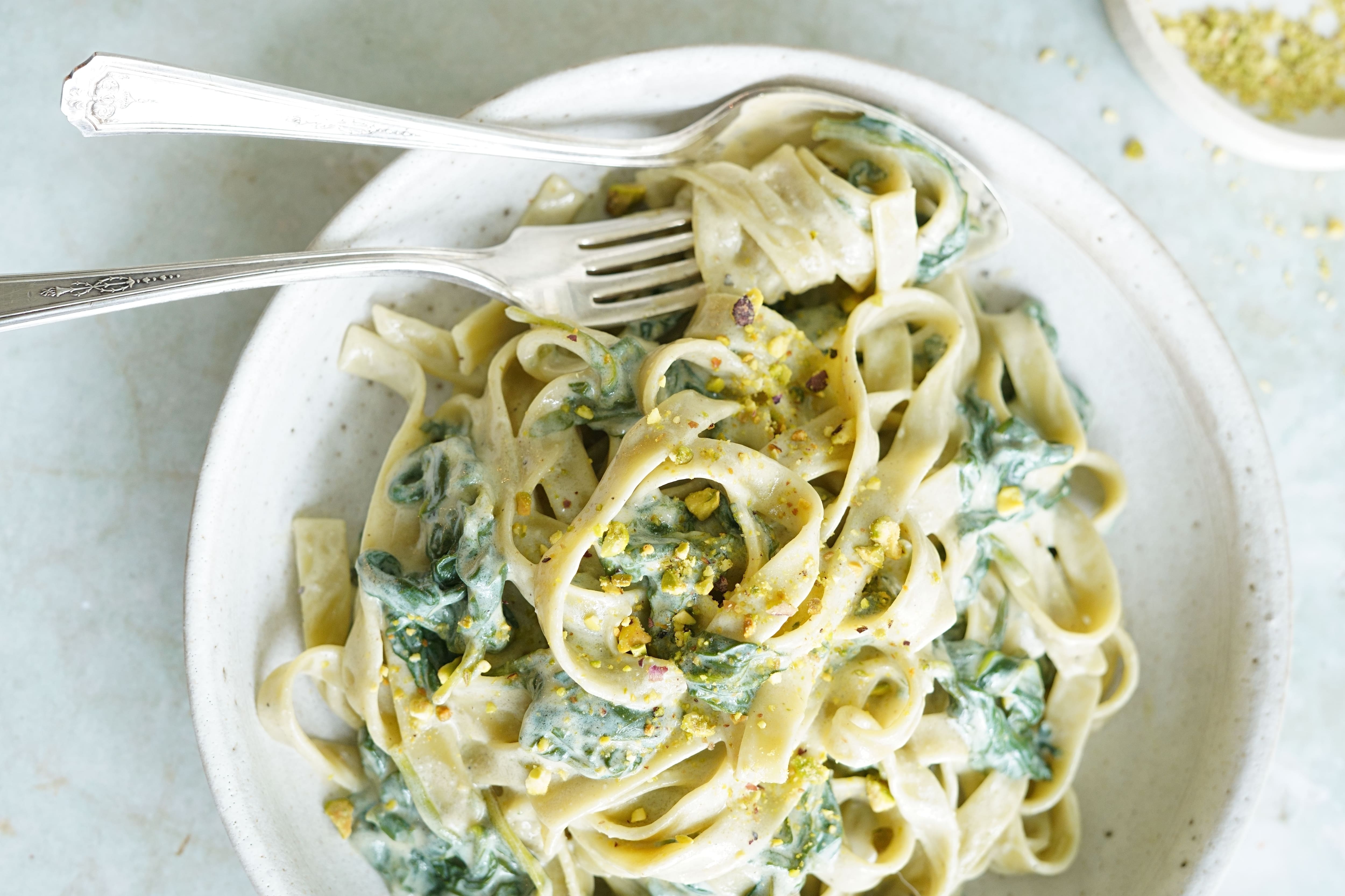 Pâtes longues sauce au tofu onctueux