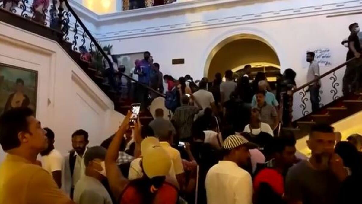 Les manifestants qui occupent le palais entendent rester jusqu'au départ du président au Sri Lanka