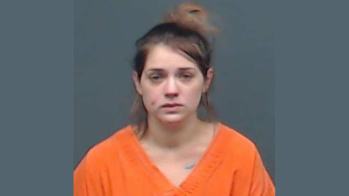 He was sentenced to death for killing a pregnant woman and stealing the fetus He was sentenced to death for killing a pregnant woman and stealing the fetus