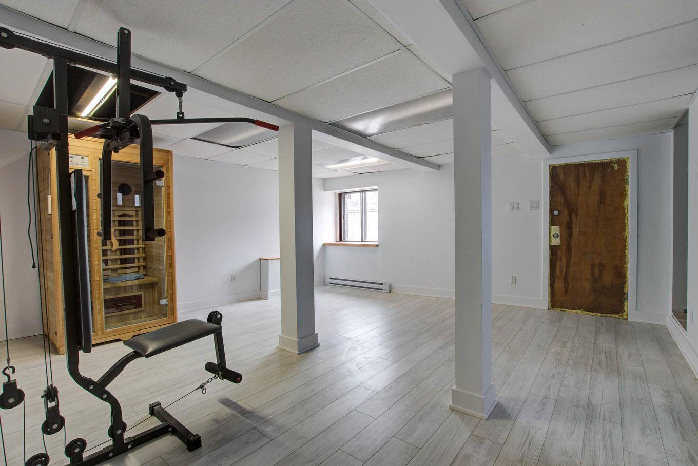 5 maisons en bas de 300 000 à vendre à Montréal en novembre 2022 24