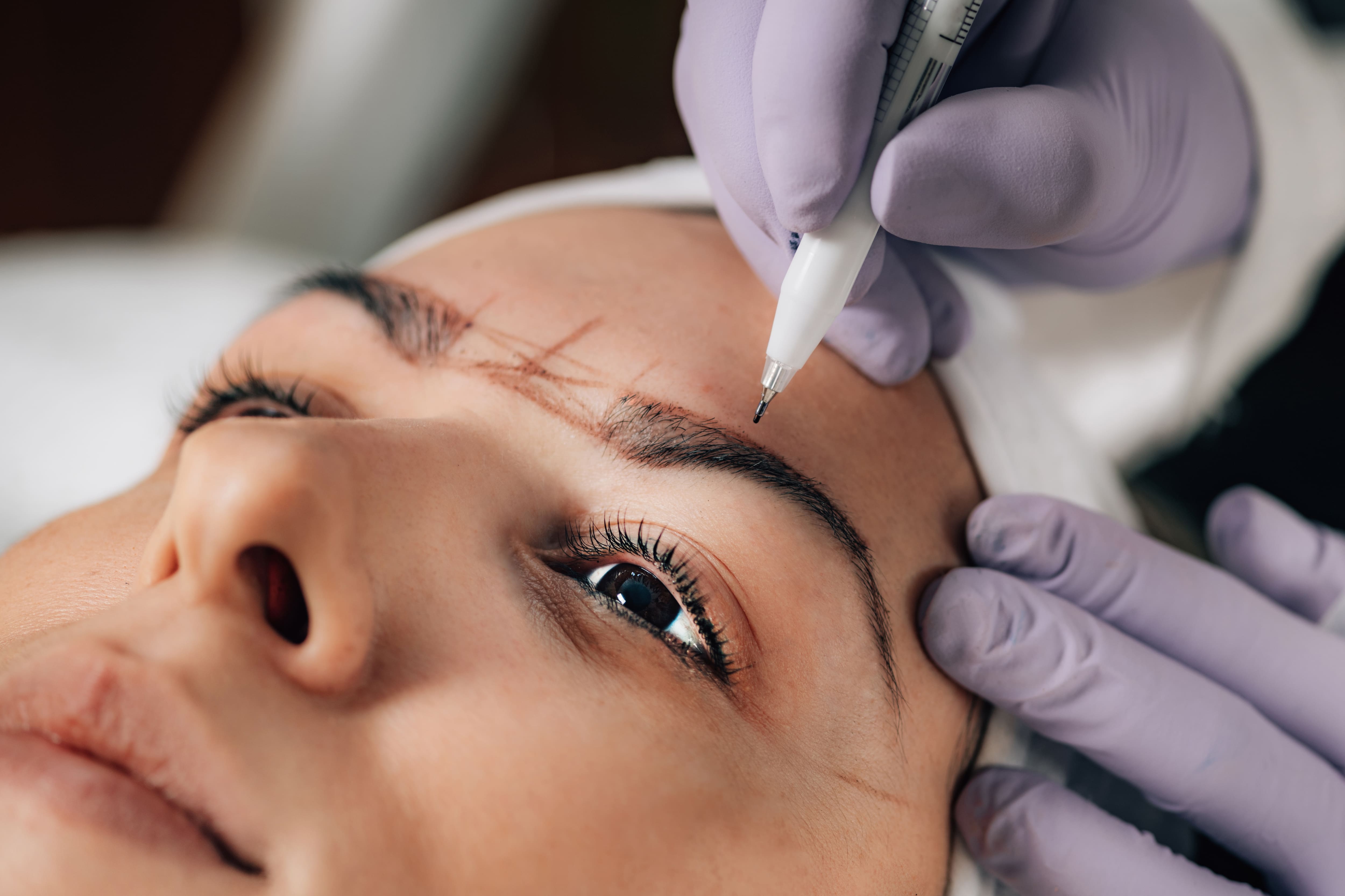 Pour tout savoir sur le microblading des sourcils