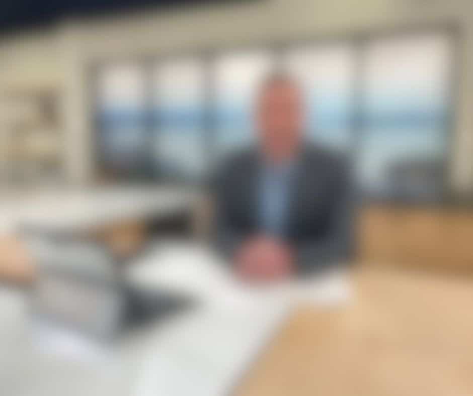 Ému, il partage une rare photo de son fils