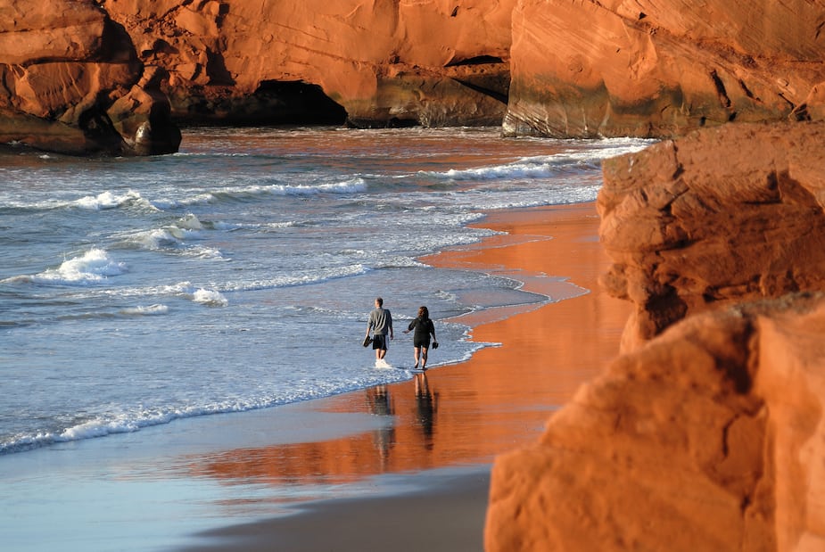 Voici Les 10 Plages Pr f r es Des Qu b cois O Se Baigner Cet t voici-les-10-plages-pr-f-r-es-des-qu-b-cois-o-se-baigner-cet-t