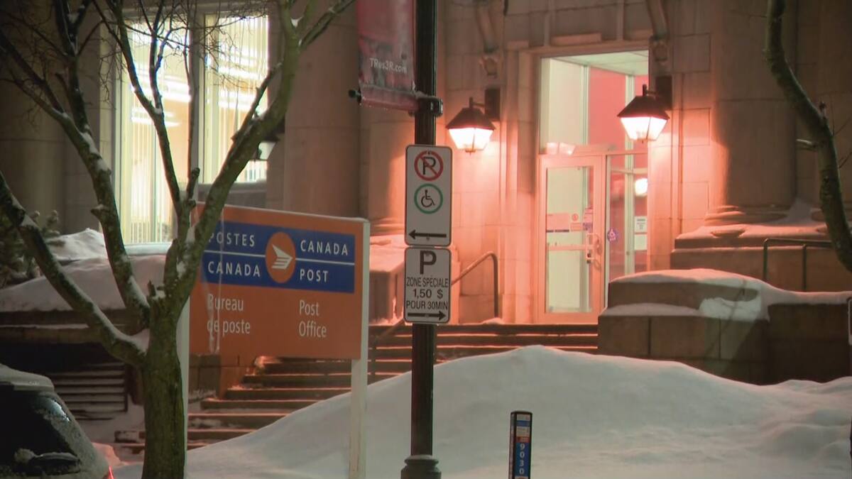 Un Colis Suspect Force L Evacuation Du Bureau De Postes Canada A Trois Rivieres Tva Nouvelles Un Colis Suspect Force L Evacuation Du Bureau De Postes Canada A Trois Rivieres Tva Nouvelles