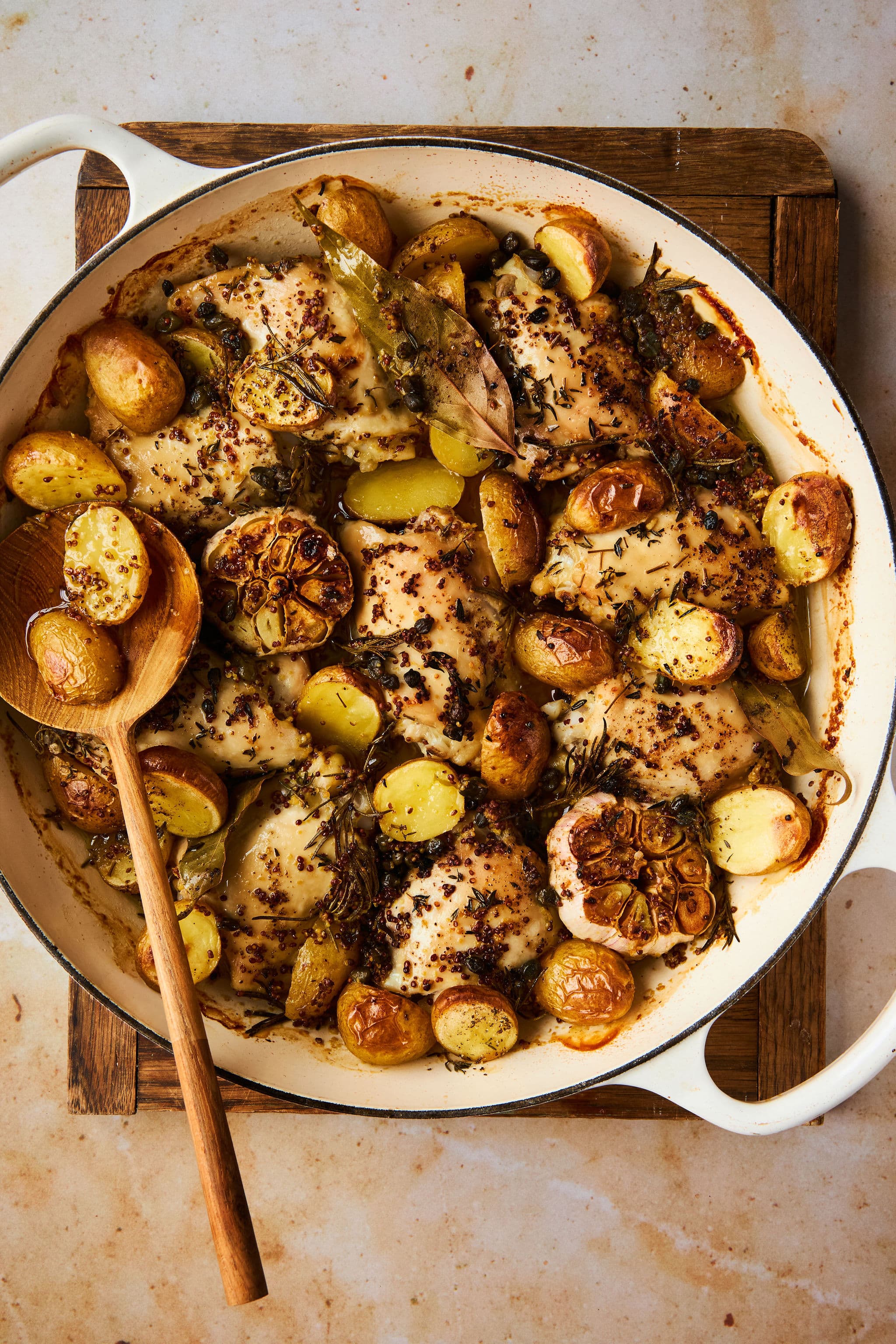 Poulet «one pot» ail, moutarde et érable 