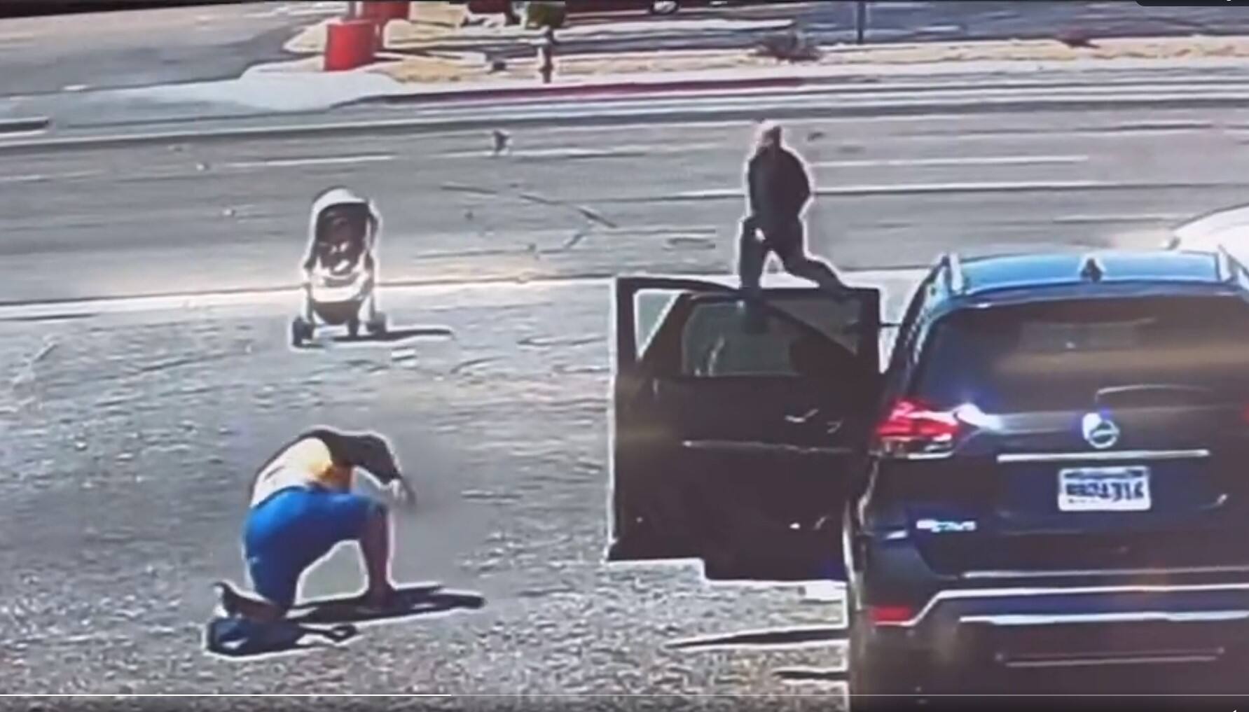 Rescue in terror: A baby in a stroller saved by a passerby