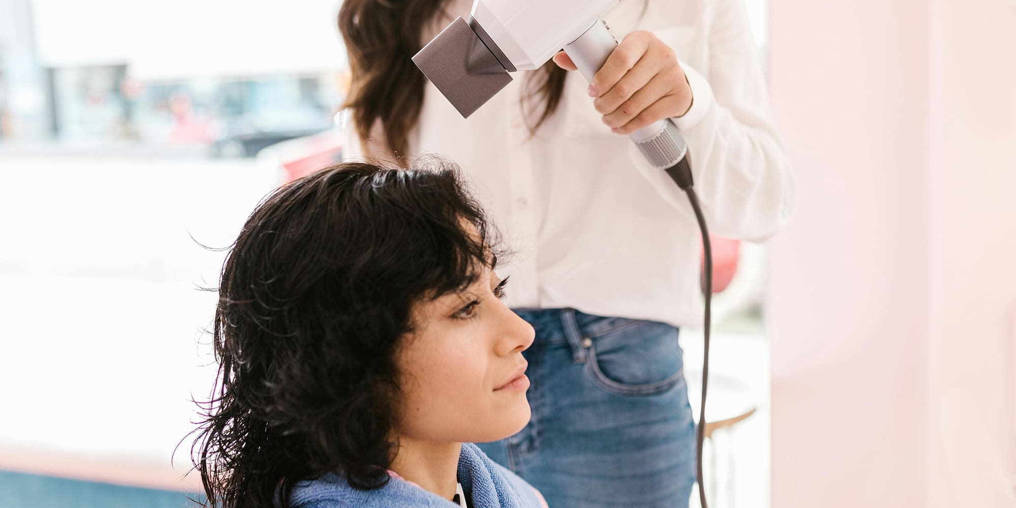 Quel pourboire faut-il donner à sa coiffeuse?