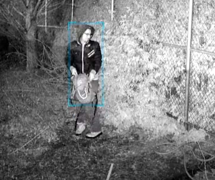 Incendies criminels chez Remorquage M&eacute;t&eacute;or: Un suspect film&eacute; et recherch&eacute;