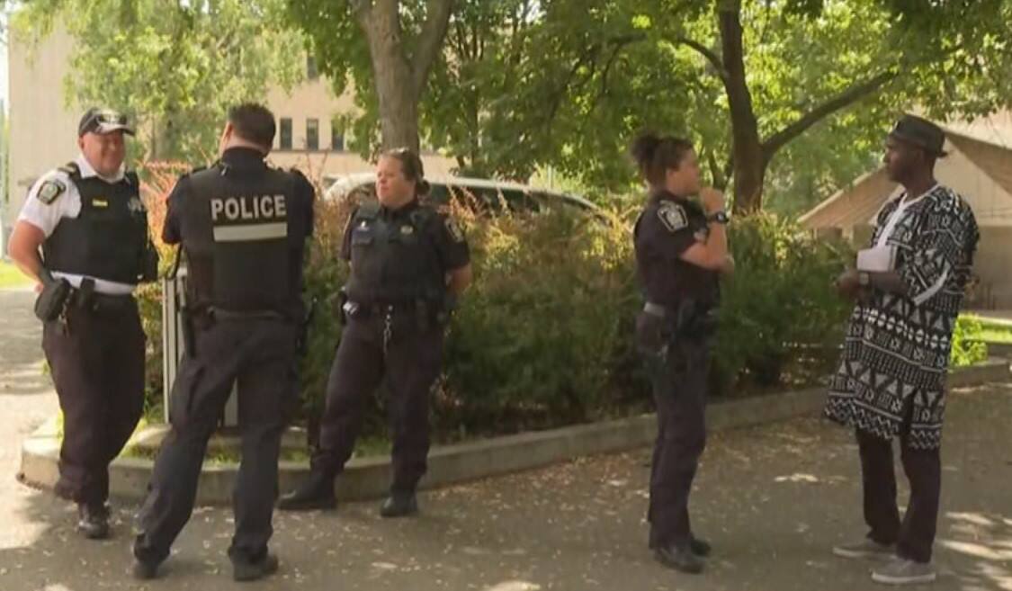 Le SPVM en op&eacute;ration de sensibilisation &agrave; Montr&eacute;al-Nord