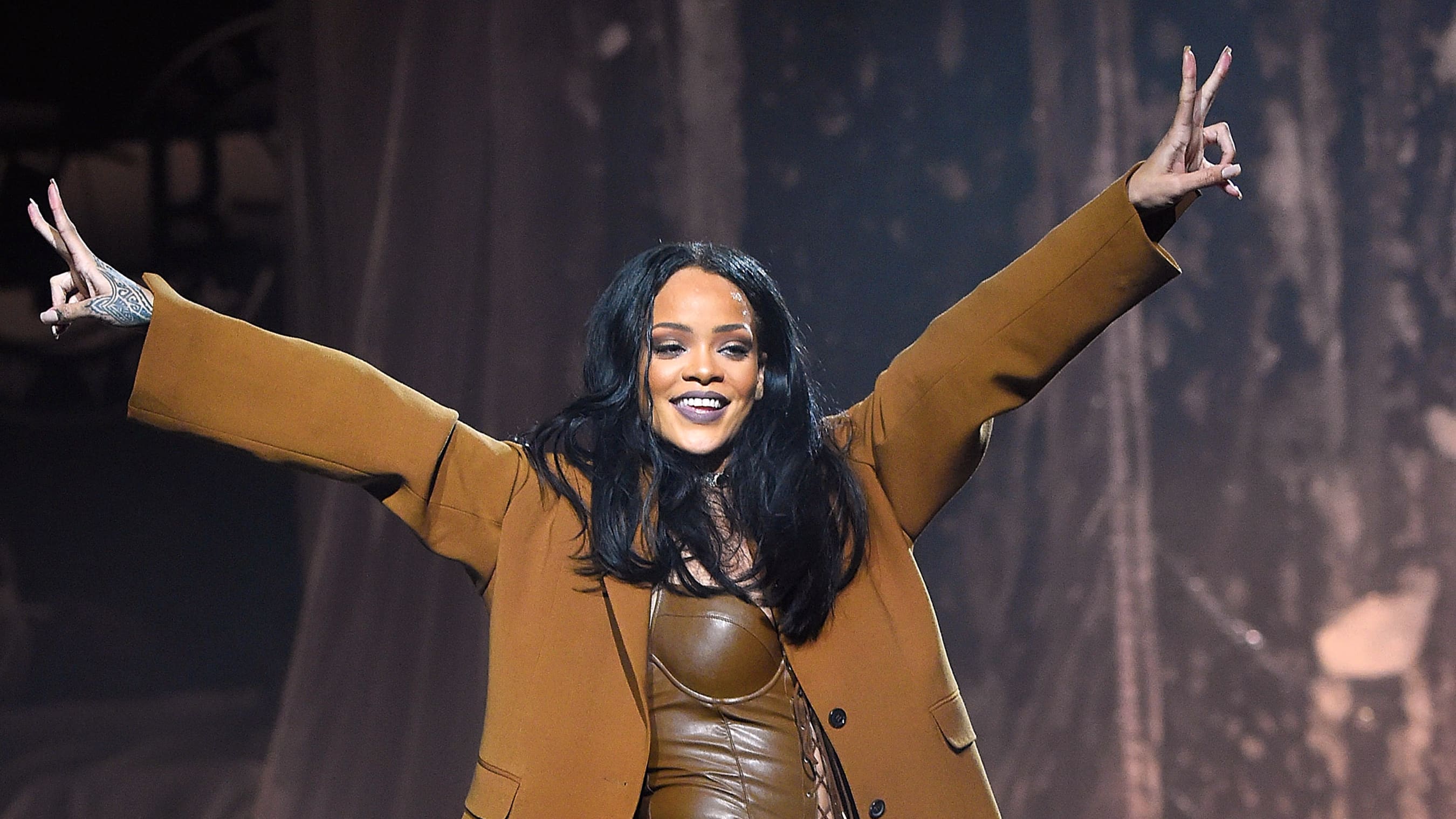 Découvrez les rituels des stars en coulisse