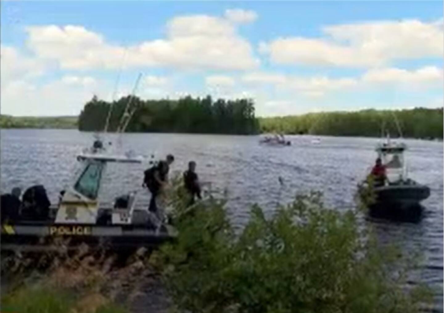 Disparition de Mélissa Blais: recherches infructueuses sur la rivière Saint-Maurice, la SQ lance un appel au public