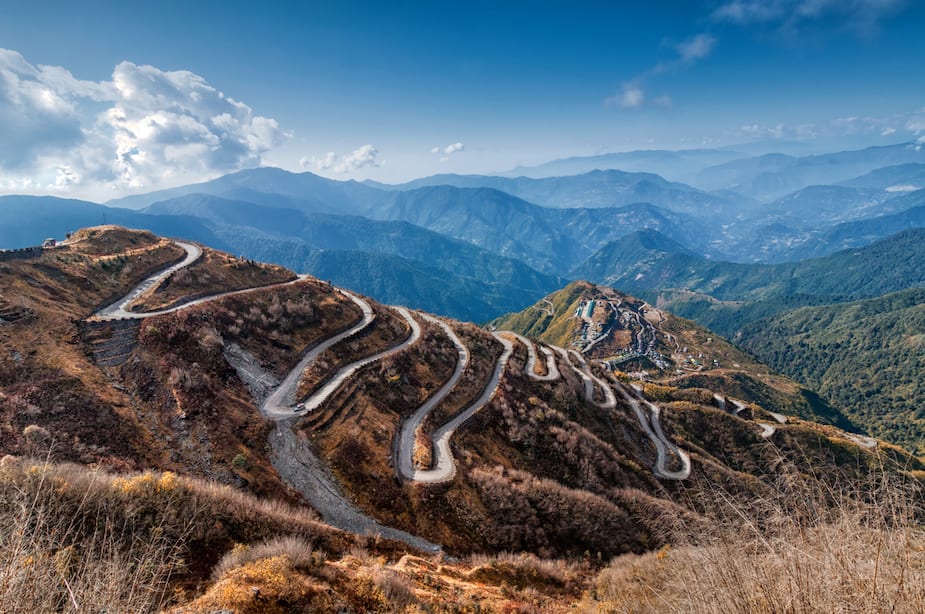 Image principale de l'article Les 8 routes les plus dangereuses au monde